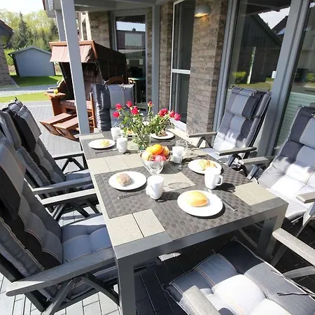 Dom wakacyjny Feriendorf Sudstrand Haus 25 *